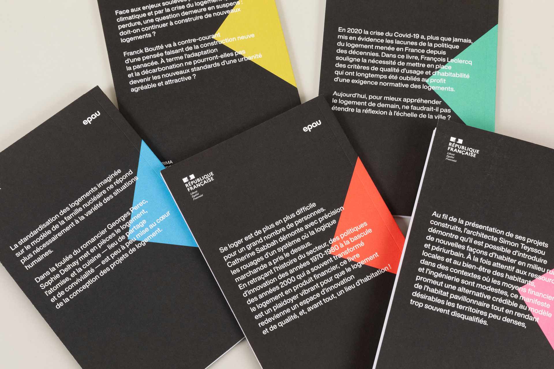 Design graphique de coffret éditorial architecture et urbanisme – mise en page de publications sur le logement, la ville et les transformations des territoires contemporains